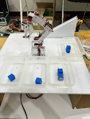 Robot arm 6 DOF simulator